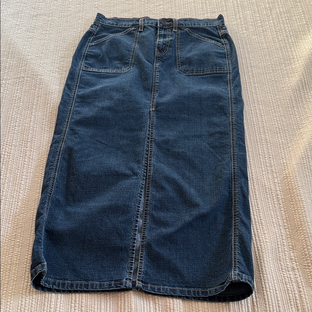 Levi's Quality Blue Denim Stretch Skirt with Front Split